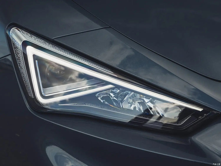 Headlight Compability (Seat Leon MK4)
